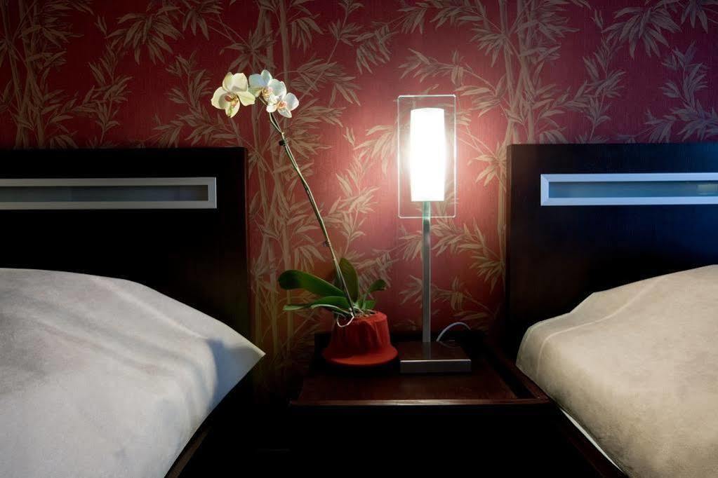 Hotel Forum Garni スボティツァ エクステリア 写真