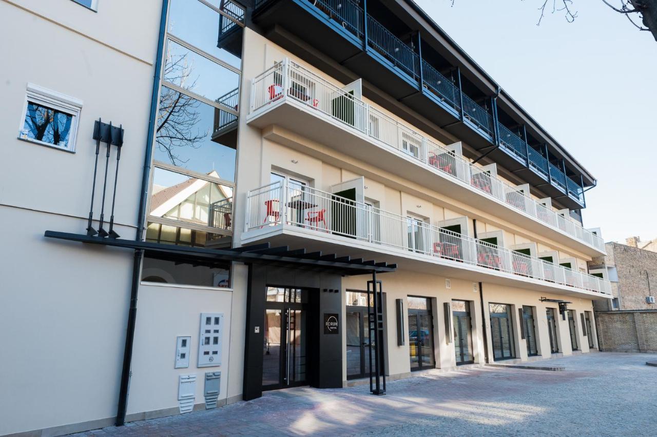 Hotel Forum Garni スボティツァ エクステリア 写真