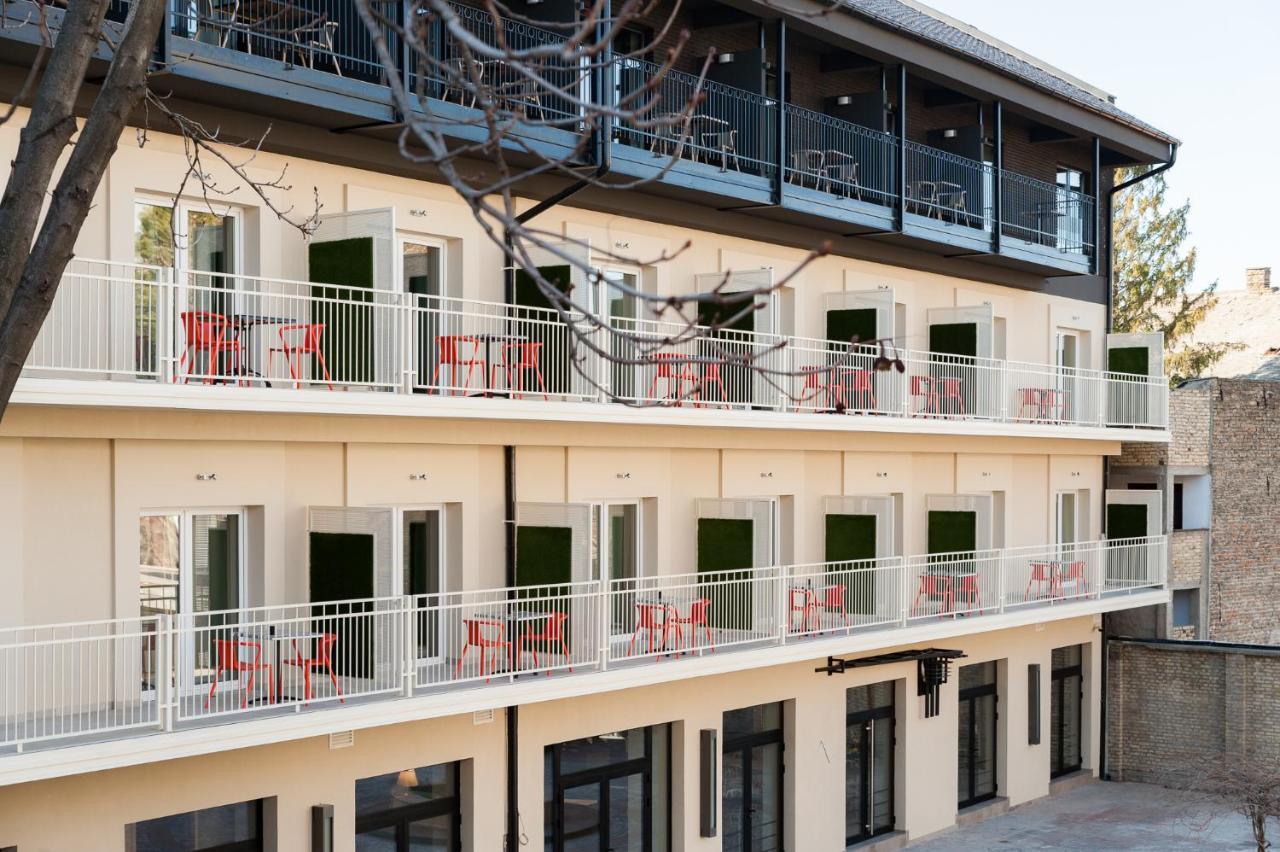 Hotel Forum Garni スボティツァ エクステリア 写真