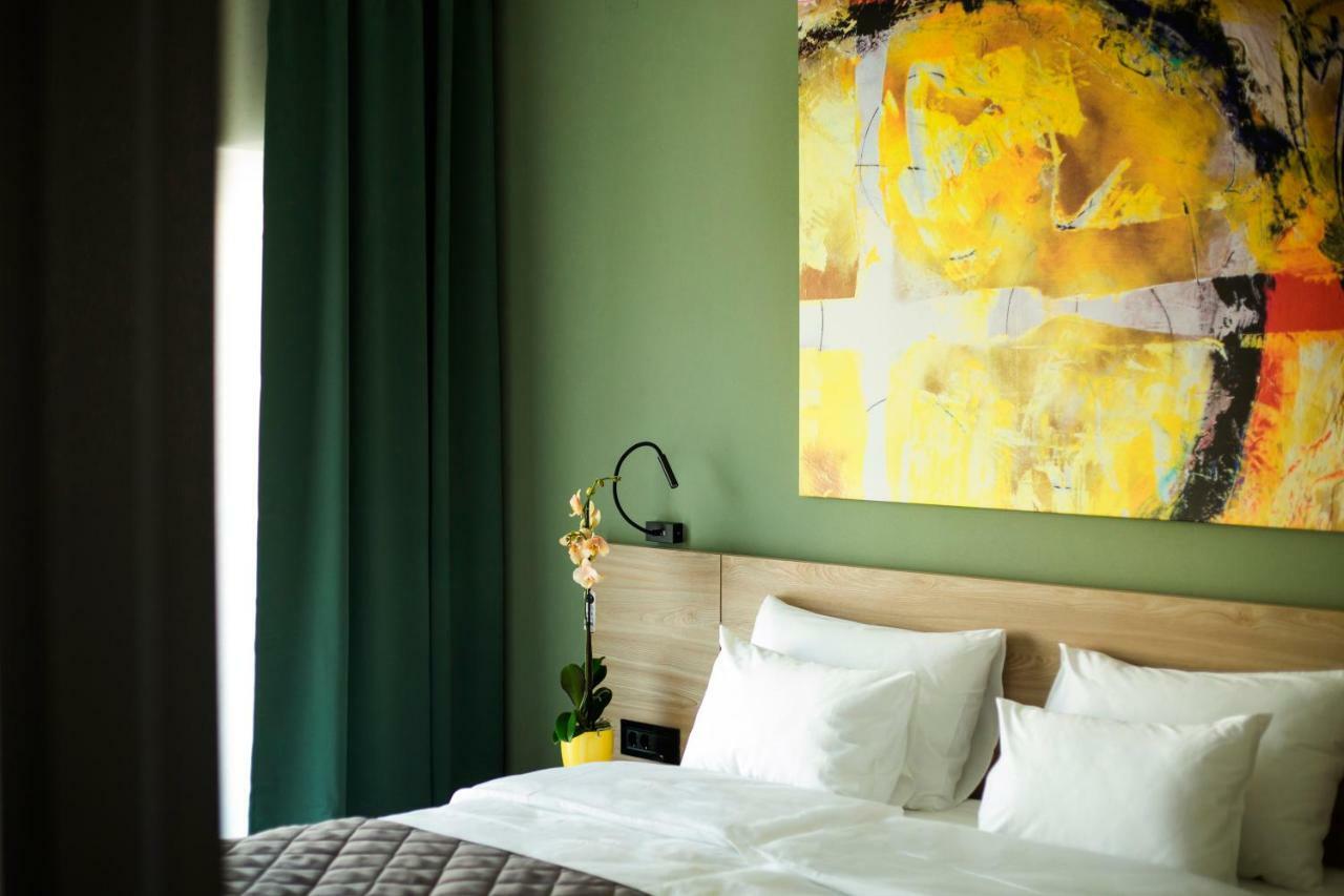 Hotel Forum Garni スボティツァ エクステリア 写真